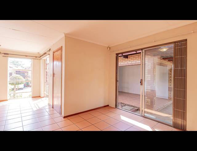 3 BEDROOM CLUSTER FOR SALE IN PIERRE VAN RYNEVELD